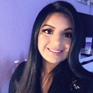 Meet your Posher, Helen